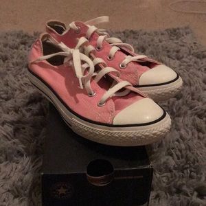 Pink converse